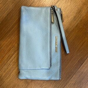 Michael Kors Reilly Large Leather Clutch - Pale Blue